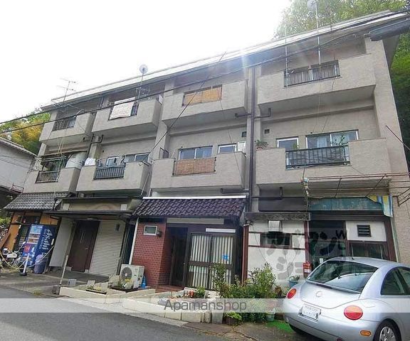 京栄マンションの外観写真