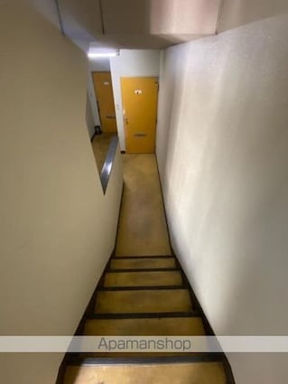 丸一ビル[1LDK/31m2]の共用部1