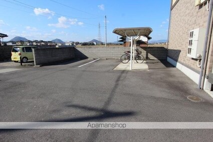 カメリーヒルズ[2DK/48.79m2]の駐車場