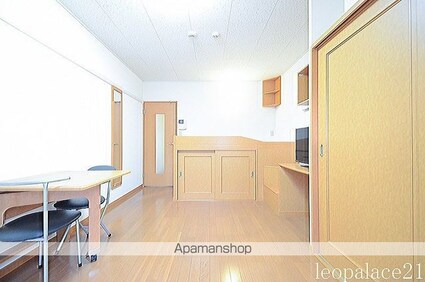 レオパレス岐阜インター[1K/22.7m2]のリビング・居間1
