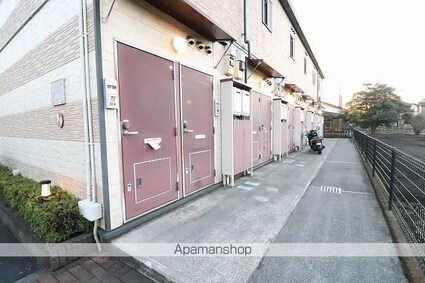 レオパレスマーブル福生[1K/23.71m2]のエントランス1