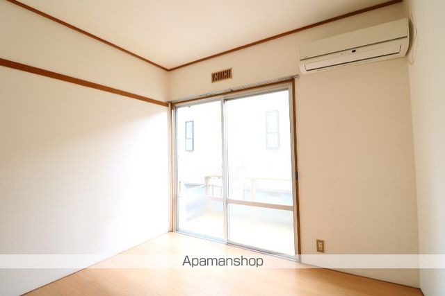 メゾンフォレスタIの内装写真