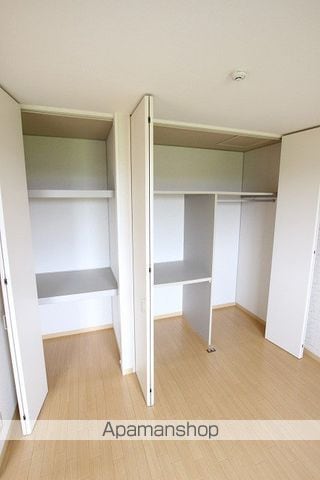 グリーンフォレストの内装写真