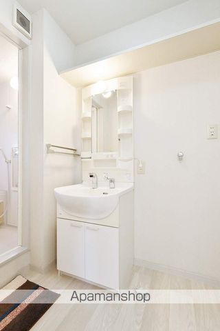 シャーメゾン八万 5番館の内装写真