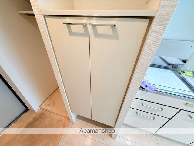 TLRレジデンス高井田の内装写真