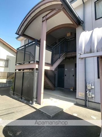 ルートカメリアの玄関写真