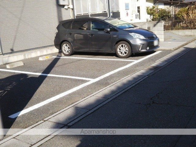 レオパレス与野アムールの外観写真