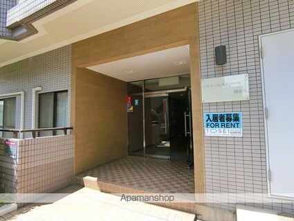 コスモリード国分寺[1K/17.86m2]のエントランス