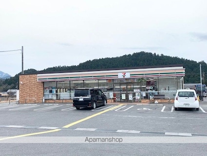 アーバンコーポラス土山[1K/29.75m2]の周辺3