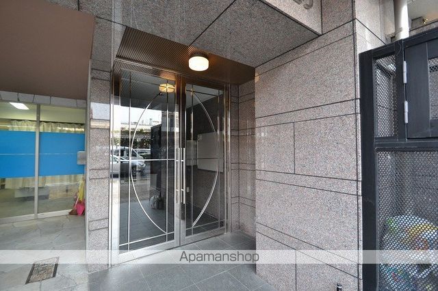ウイング城南通りの玄関写真