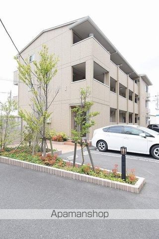 レジデンス三郷 I号館の外観写真