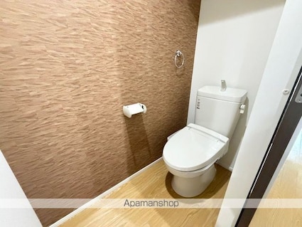 広島県福山市松浜町３丁目[2K/33.81m2]のトイレ