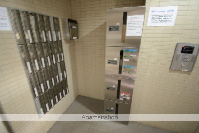 エムズ中の島の玄関写真