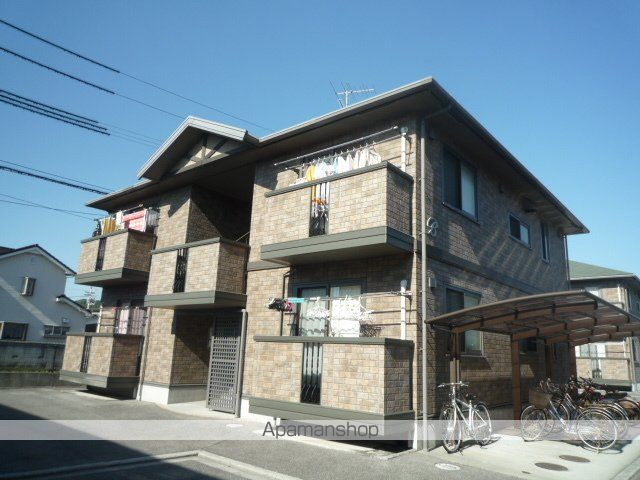 リビングタウン高岡 A棟の外観写真
