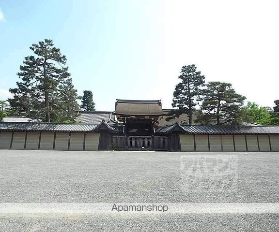 イストワール御所東の周辺写真
