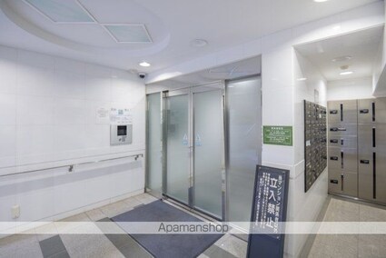 東京都千代田区神田錦町３丁目[1K/22.41m2]のエントランス2