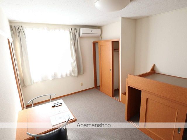 レオパレスWESTCOURTIの内装写真