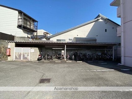 屋島コーポラス[3LDK/57m2]の共用部1