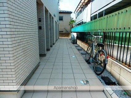 東京都立川市高松町２丁目[1R/31.46m2]の共用部1