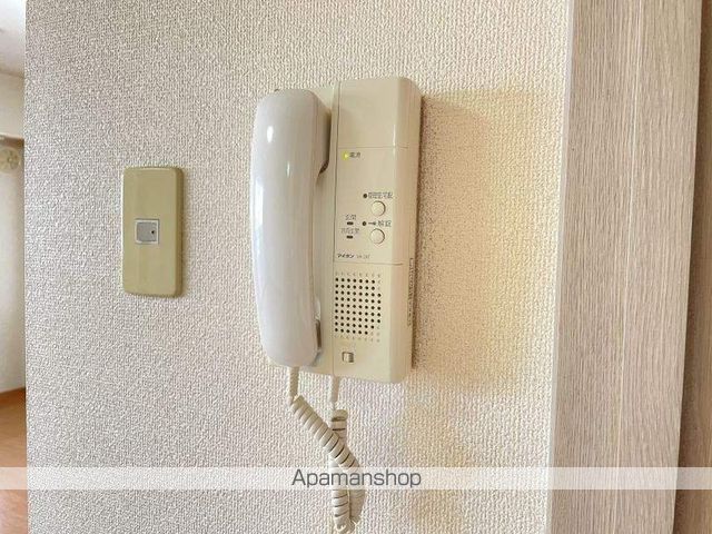 ロイヤルシティ参番館 若松町の内装写真