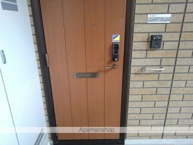 DーROOM パストラーレ IIの玄関写真