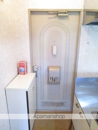 東京都杉並区荻窪３丁目[1K/20m2]の玄関