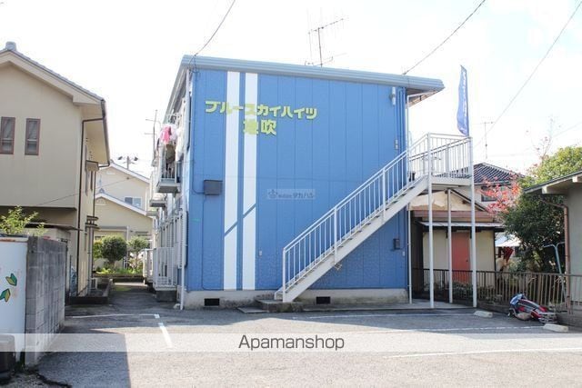 ブルースカイハイツ地吹の外観写真