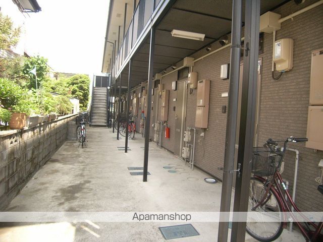 グリーンコートの玄関写真