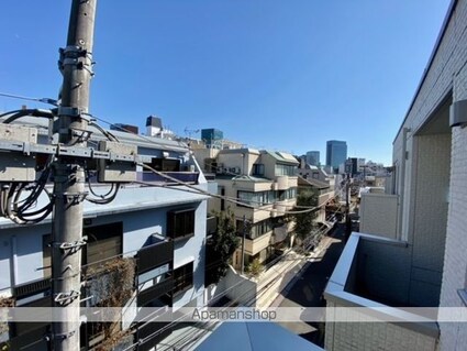東京都渋谷区千駄ヶ谷３丁目[1LDK/32.38m2]の眺望