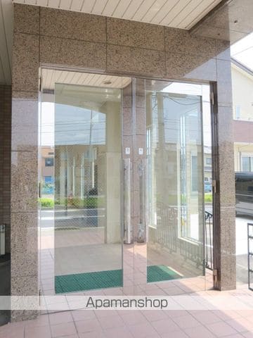 ティアラ西伊場の玄関写真