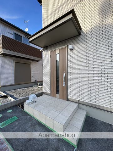 埼京線 南与野駅 徒歩13分 2階建 築4年の玄関写真