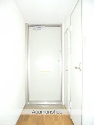 ロイヤル岩切Ⅱ[1K/23.18m2]の玄関