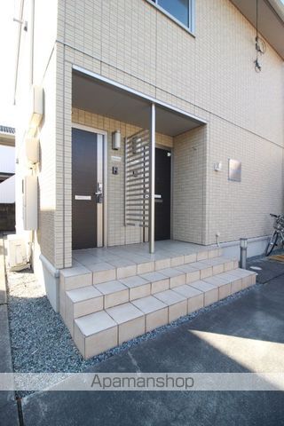 カーサ ソレイユの玄関写真
