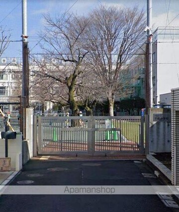 東京都世田谷区喜多見７丁目[1DK/34.91m2]の周辺1