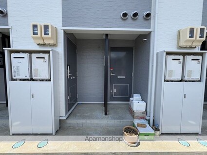 レオパレスボヌール山辺[1K/28.02m2]の玄関1