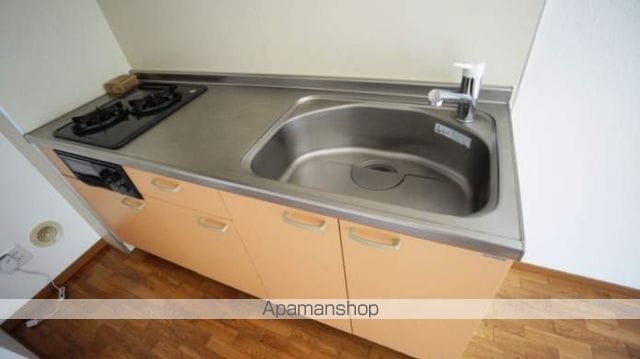 プチパール倉敷 Bの内装写真