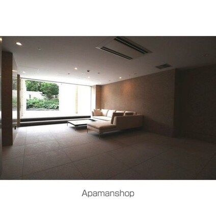 ミッドガーデン赤坂氷川[1SLDK/80.26m2]の外観2