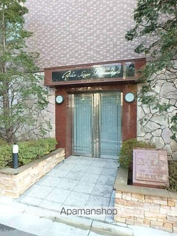 ガラ・ステージ田園調布の玄関写真
