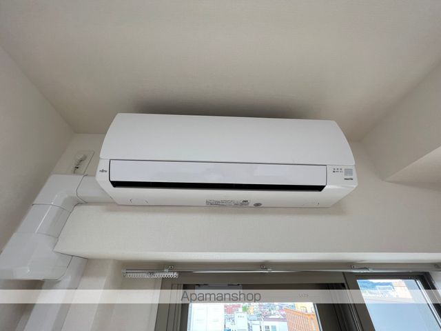 小田急伊勢原駅前マンションの内装写真