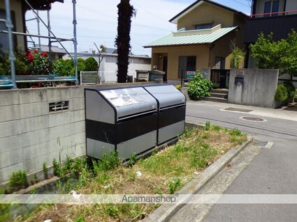 愛媛県今治市南高下町４丁目[2LDK/58.48m2]の共用部1