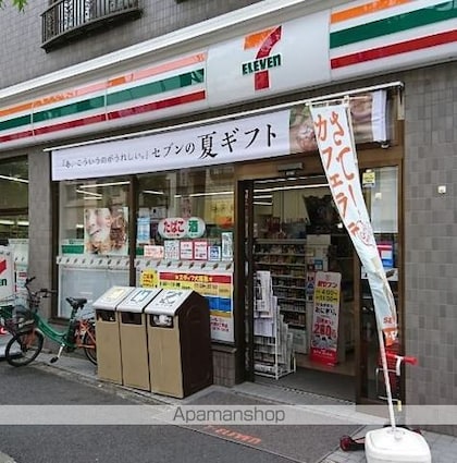 ヴィラ下北沢Ａ棟[1R/15.82m2]の周辺1