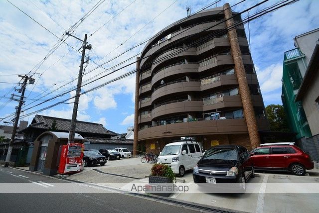 ルポゼ御勝山の外観写真