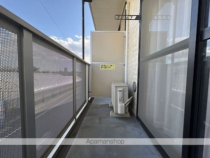 レオパレス１３ＳＴＯＮＥⅠ[1K/21.11m2]のバルコニー