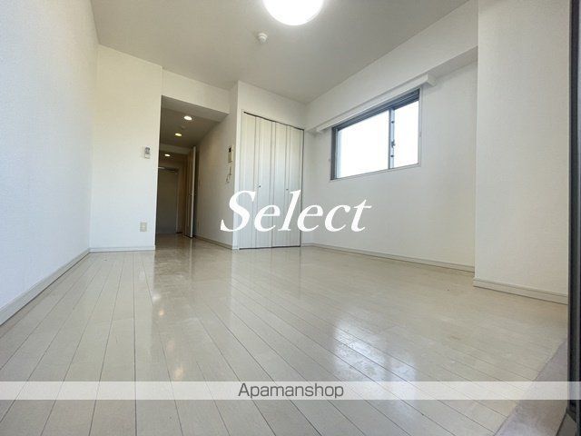 HUMAN RESIDENCEの内装写真