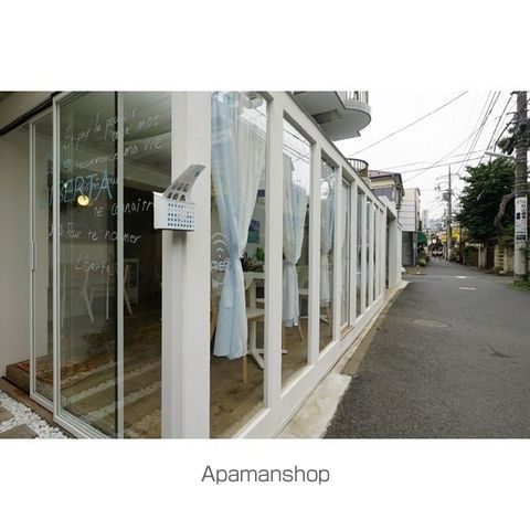 ARK HOUSE ASAGAYAの玄関写真