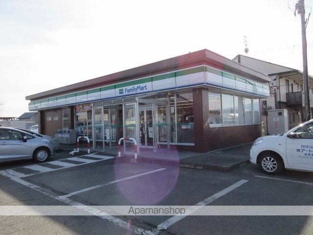ファミリータウンササキBの周辺写真