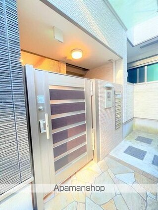 和歌山県和歌山市吹屋町３丁目[1K/27.03m2]のエントランス