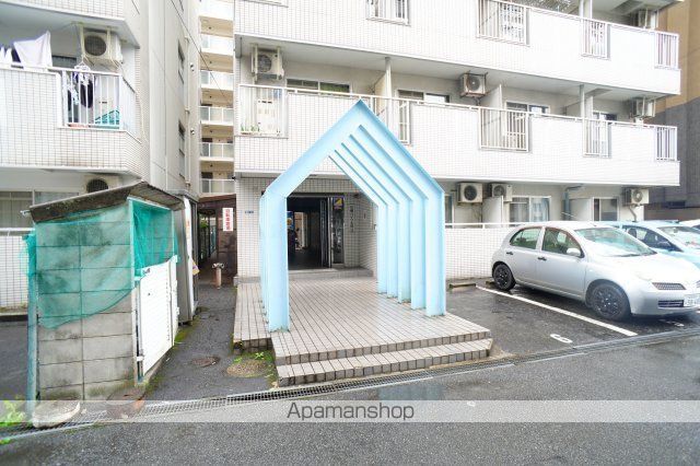 白樺ハイツ大宮IIIの玄関写真