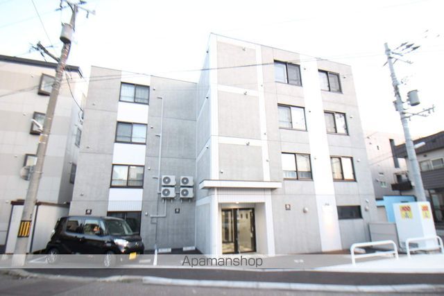 グランルーブル札幌の外観写真