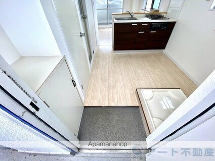 アルト雄郡　西棟[1R/22.9m2]の玄関